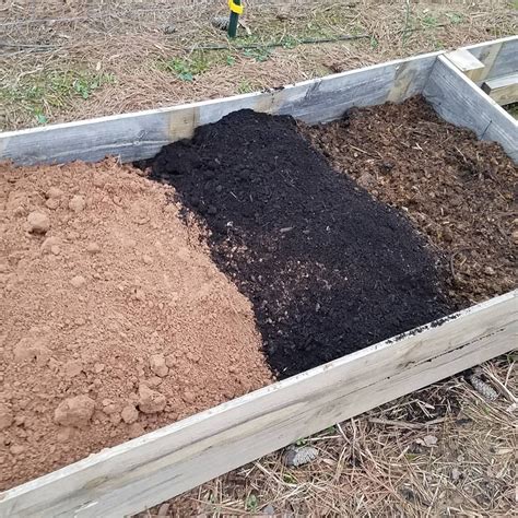 garden soil mixture for vegetables